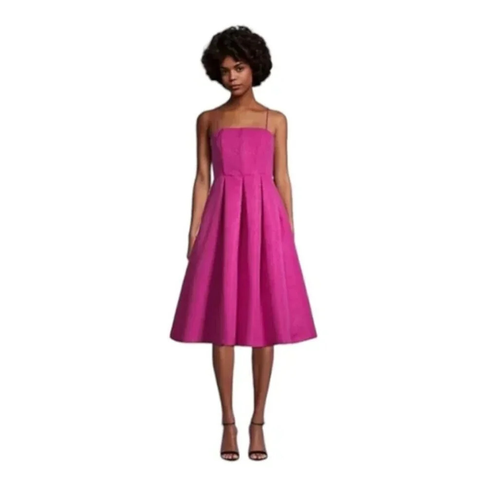 GABBY SKYE – Fuchsia spaghetti strap fit & flare dress |‎ Size 10 *